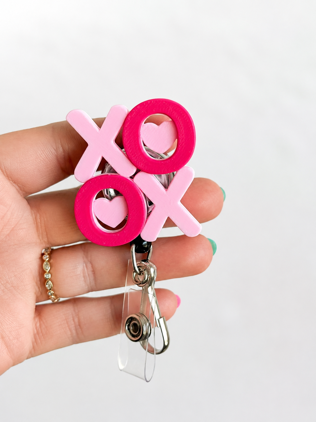 XOXO Heart Badge Reel – Heavy Duty Pink Valentine Badge Holder for Nurses & Healthcare Workers